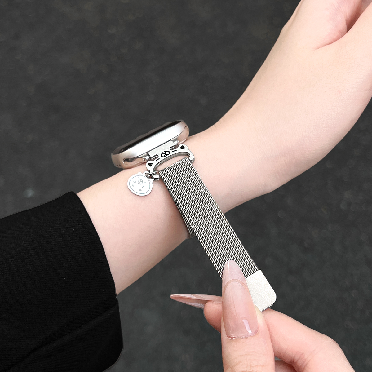 适用苹果手表s10表带链新款金属iwatchs9手表带女款磁吸applewatch10表链e版夏天s8高级感s7智能s6运动s5链条 - 图1