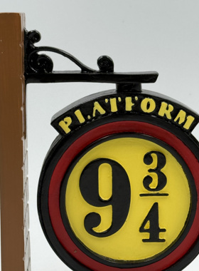 环球影城周边礼物立牌式工艺酒吧