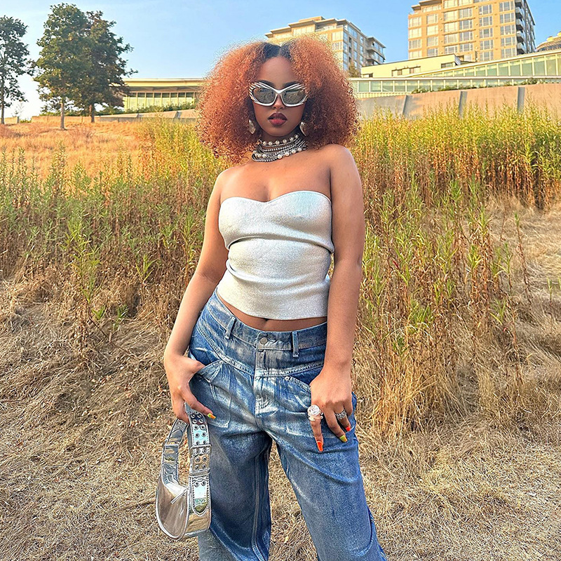 Sexy Sleeveless Gilded Slim Fit Bra Top性感无袖烫金抹胸上衣 - 图0