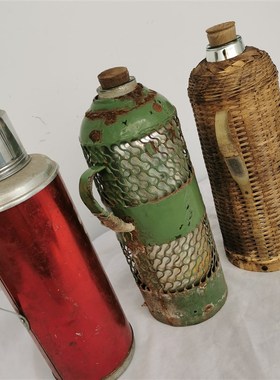 80年代民俗怀旧老物件竹编暖x瓶老保温壶绿铁皮暖壶农家院装饰摆