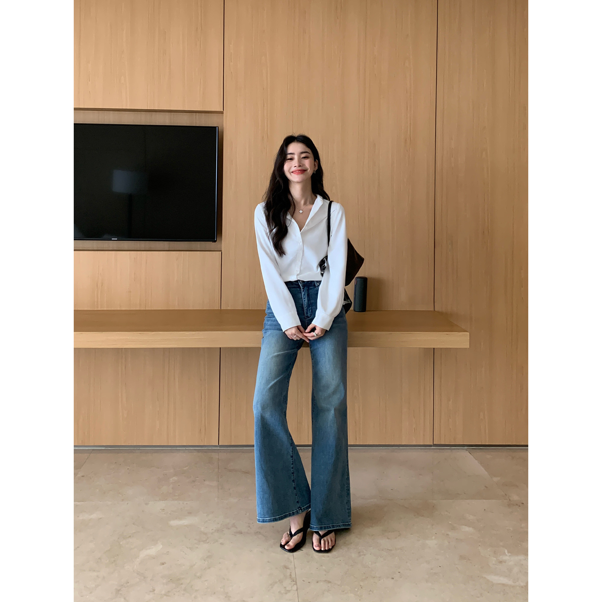 pusumede露思同款!v领长袖白色衬衫女春秋宽松设计感小众气质上衣,淘宝优惠券,粉丝福利购,淘宝优惠卷