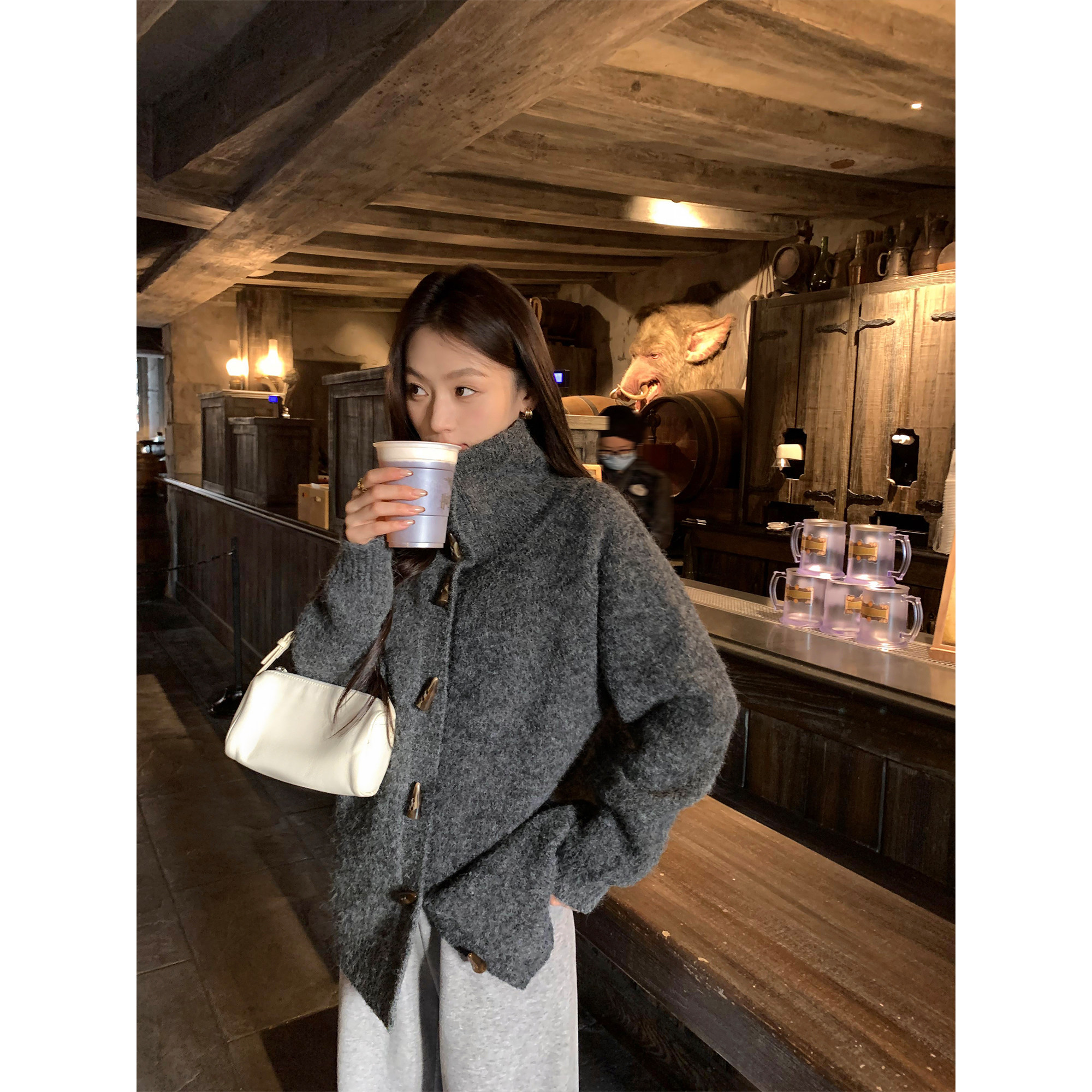 pusumede 圣诞蔷薇 红色高领牛角扣针织开衫女设计感慵懒毛衣外套,淘宝优惠券,粉丝福利购,淘宝优惠卷