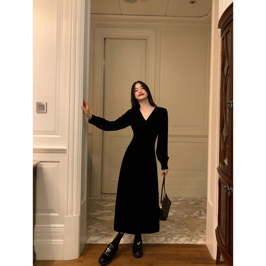pusumede 高级感丝绒连衣裙女新款法式气质v领收腰显瘦中长款裙子