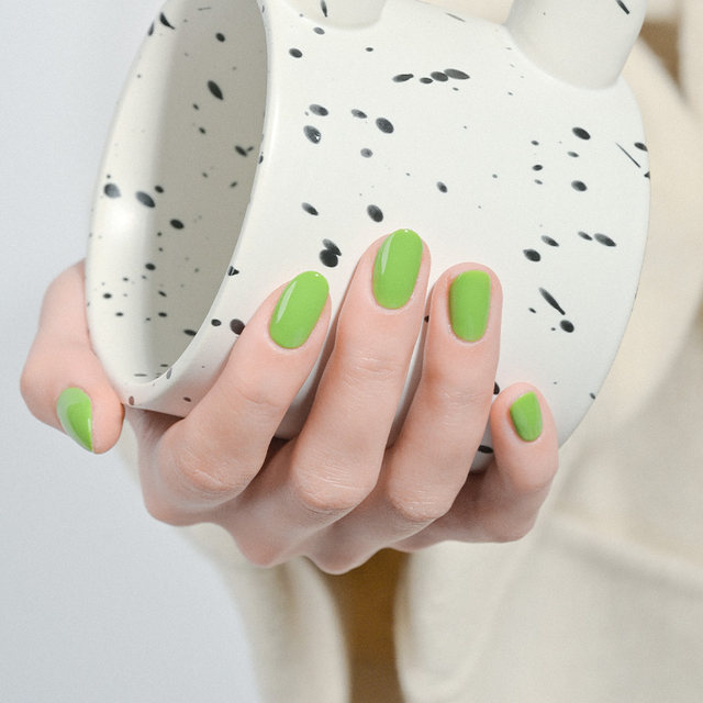 Nail Polish 2024 Spring and Summer New Short Nail Manicure Spring and Summer Limited Healing Bean Green Nail Art Shop Exclusive