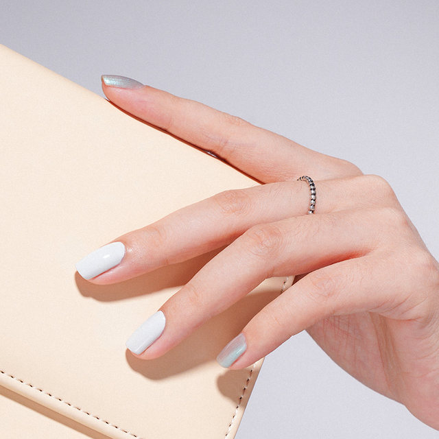 Unna (beauty) Aurora Pearl between nails 2024 new nail polish gel atmosphere style