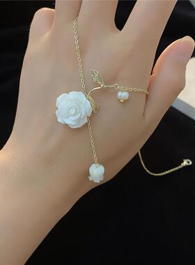 超仙花朵项链女小众设计感淡水真贝壳吊坠小花锁骨链项链女饰