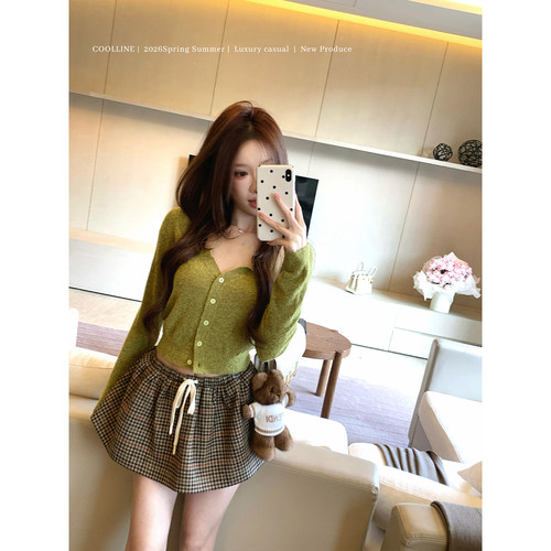 COOLLINE林子熙 伊甸园 巨显白！苔藓绿miu系私服上衣格子蓬蓬裙 - 图1
