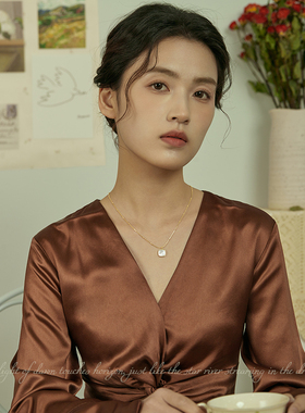 AIR-HORIZON方形天然白贝母项链