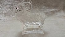 Japanese purchase of goats bater crystal goat craftsmanship t goods to decorate the duozodiac lamb with the new adorable cute fronds of the sheep