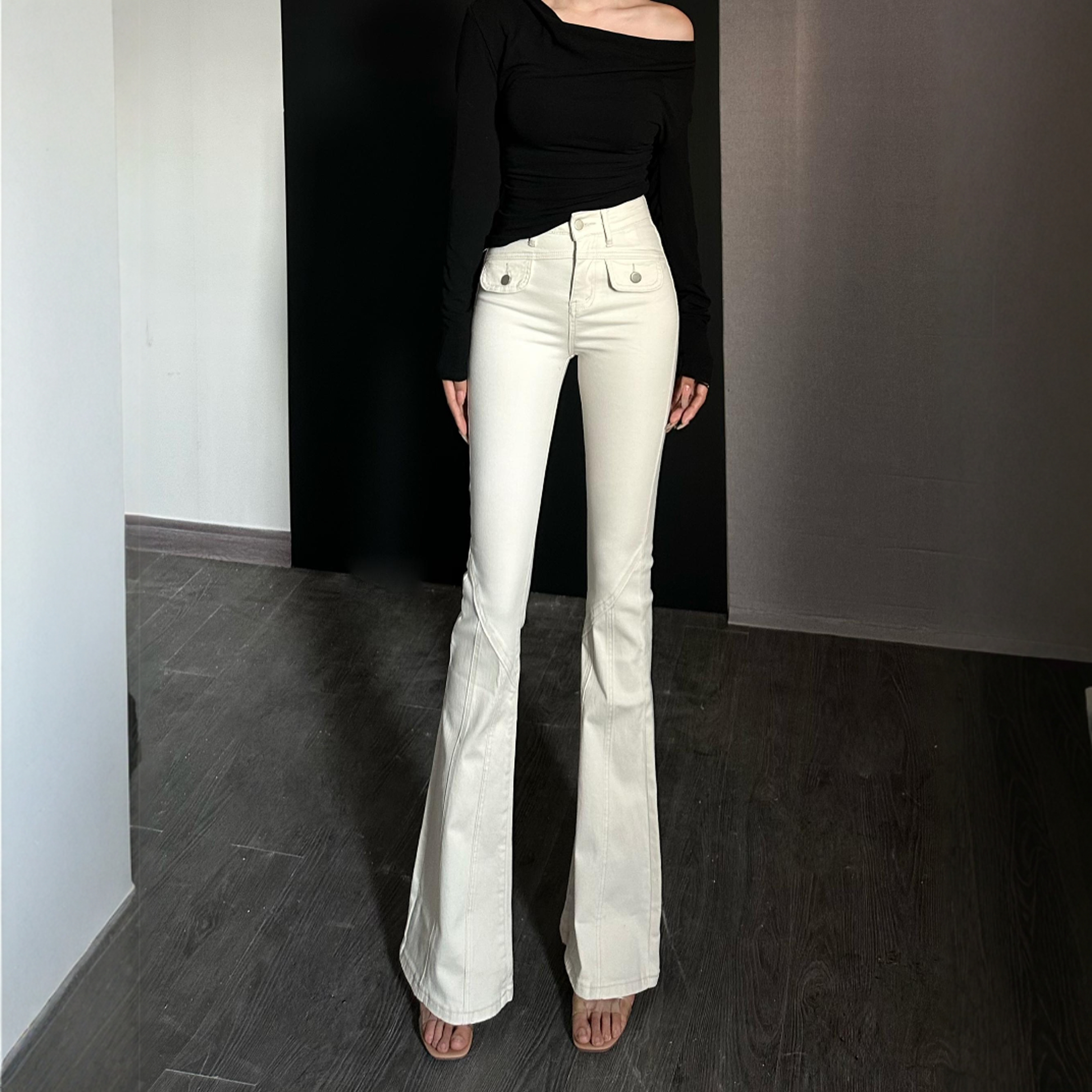 李李服饰米白色高腰微喇加绒牛仔裤女2025年冬季新款显腿长修身裤 - 图2