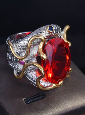 蛇形复古轻奢重工设计双色电镀仿真莫桑比克鸽血红宝石彩宝戒指