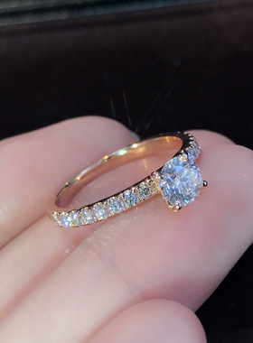 POLYSUTT欧美简约镀白金仿真钻石戒指求订结婚对戒超闪水钻婚戒女