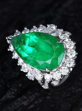 POLYSUTT新款欧美热卖镶嵌微镶水滴梨形仿天然祖母绿活口订婚戒指