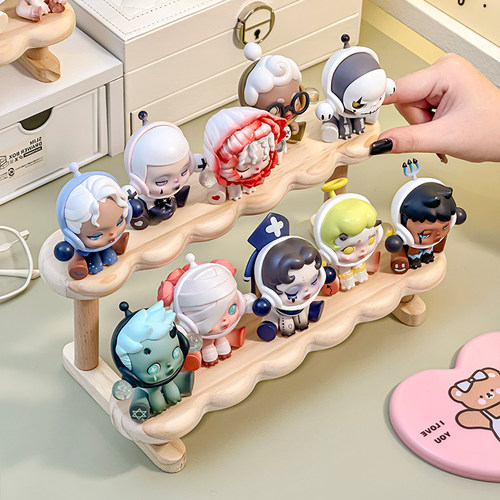 盲盒阶梯展示架收纳木质手办小摆件陈列架泡泡玛特萌粒娃娃置物架 - 图1