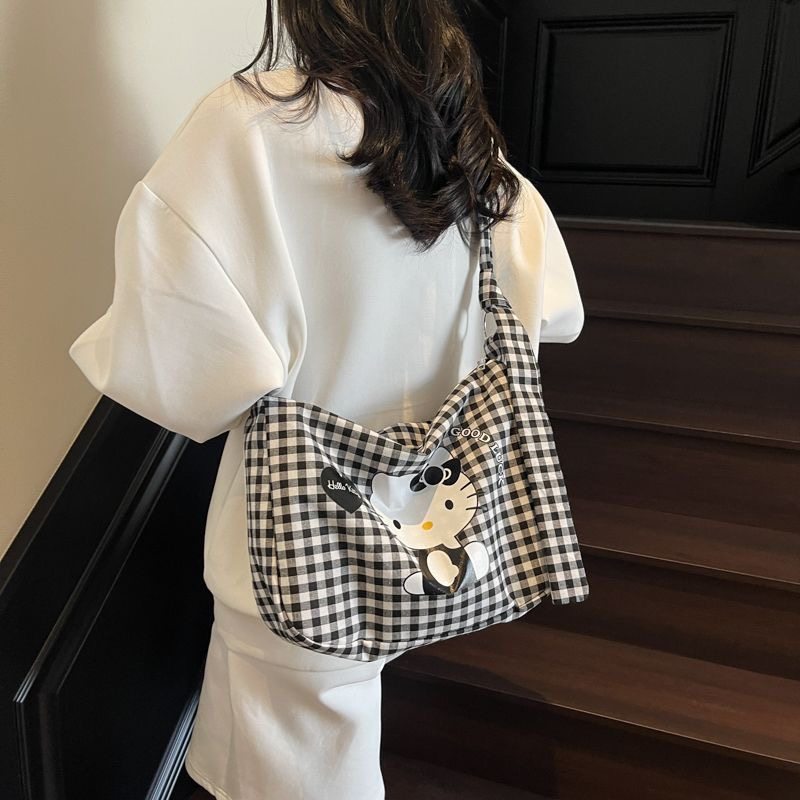 高颜值可爱hellokitty新款斜挎包女帆布包大容量格子学生上课背包,淘宝优惠券,粉丝福利购,淘宝优惠卷