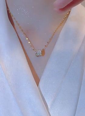 精致小蛮腰项链女轻奢小众高级感设计2022年新款吊坠锁骨链毛衣链