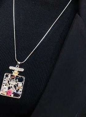 小香风时尚彩钻香水瓶项链网红爆款百搭长款挂件配饰精美毛衣链女