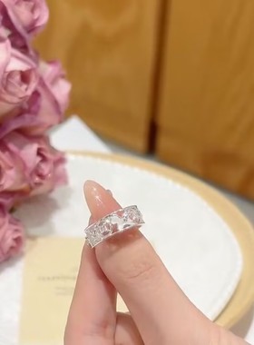 银色轻奢马上有钱小众女戒