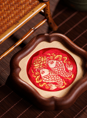 南京云锦研究所吉庆有余摆件