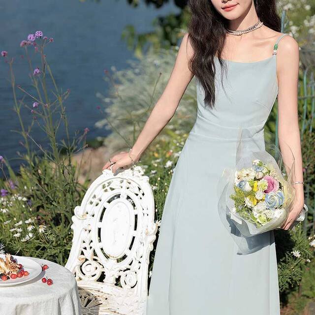 2026 ລະດູຮ້ອນໃຫມ່ຂອງແມ່ຍິງ suspender dress ປ້ອງກັນແດດ cardigan ສອງສິ້ນຊາຝຣັ່ງ break waist skirt ຍາວ D0716