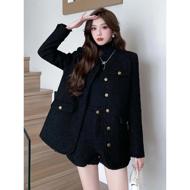 加棉加厚2026春季新款女小香风套装高级感外套短裤两件套DM0221,淘宝优惠券,粉丝福利购,淘宝优惠卷