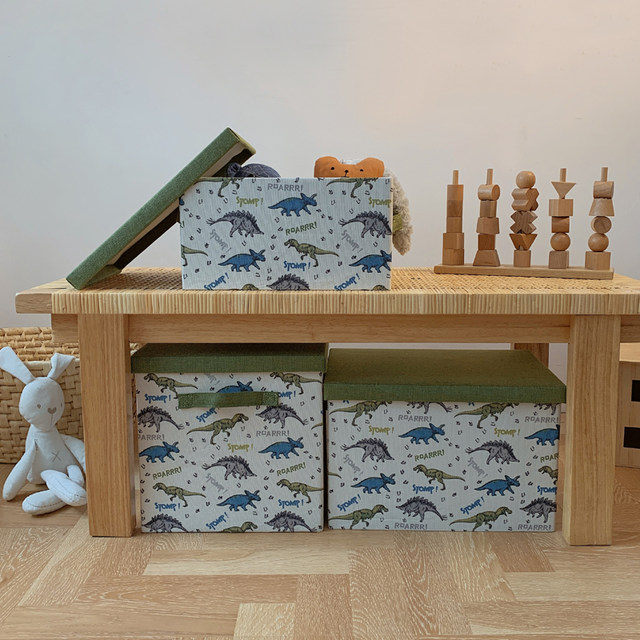 ກາຕູນຂອງຫຼິ້ນເດັກນ້ອຍ Desktop Wardrobe Cabinet Porch