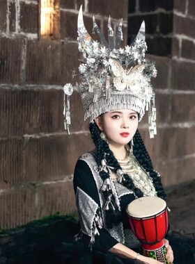 异域风情少女民族银饰苗疆少女