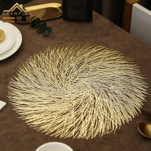 Nordic light luxury style heat-insulated and anti-slip placemat