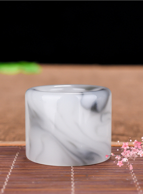 新疆男士飘花扳指天然和田玉