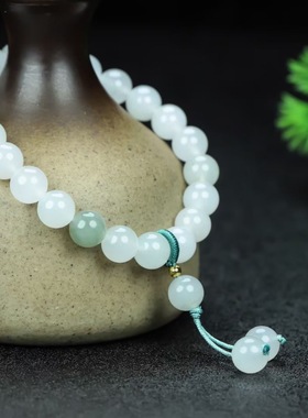 翡翠色天山翠圆珠玉手串
