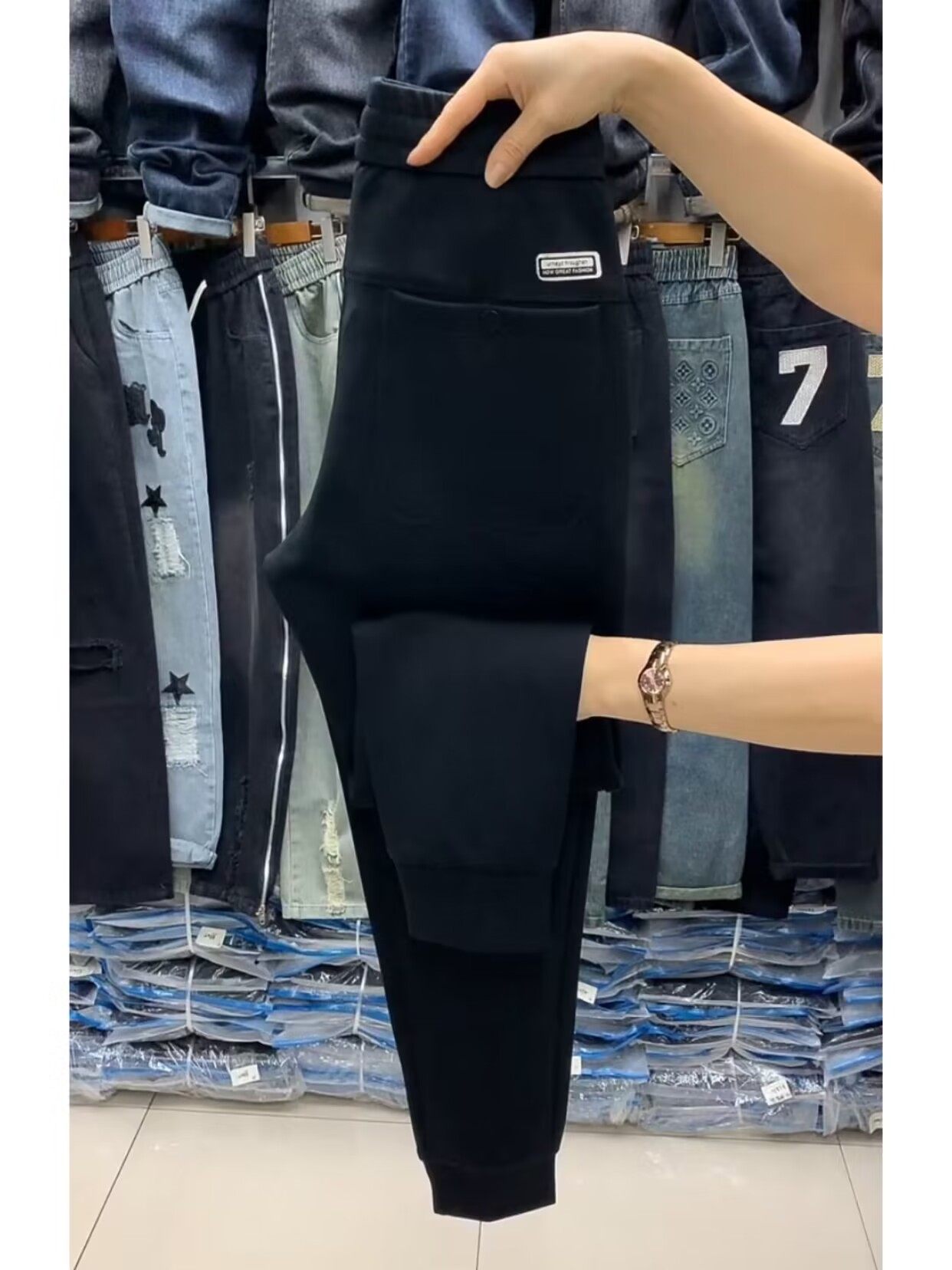 快手同款春秋螺纹棉咖色运动裤卫裤休闲裤男士青年长裤百搭小脚裤,淘宝优惠券,粉丝福利购,淘宝优惠卷