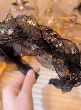 黑色百搭轻奢网纱水钻麻花发箍女新款头箍发捆带齿防滑不勒头发卡