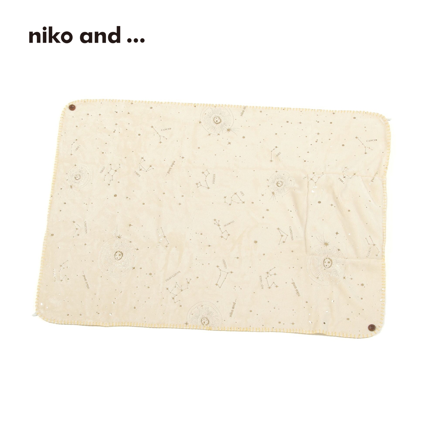 niko and ... 防寒系列2025冬季新款星星印花柔软保暖毯子590127 - 图0