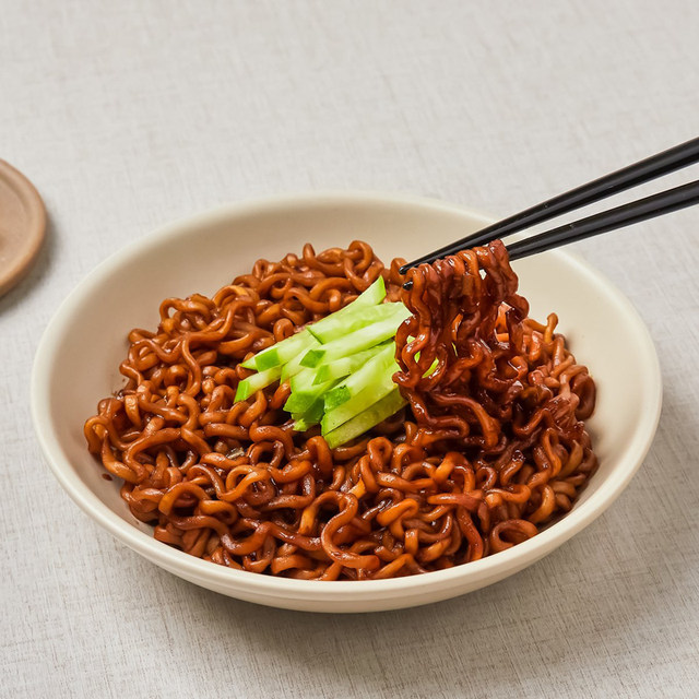 Nongshimshin ramen/jajangmyeon Korean imported pockets