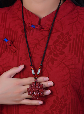 红绡朱砂九尾狐吊坠项链