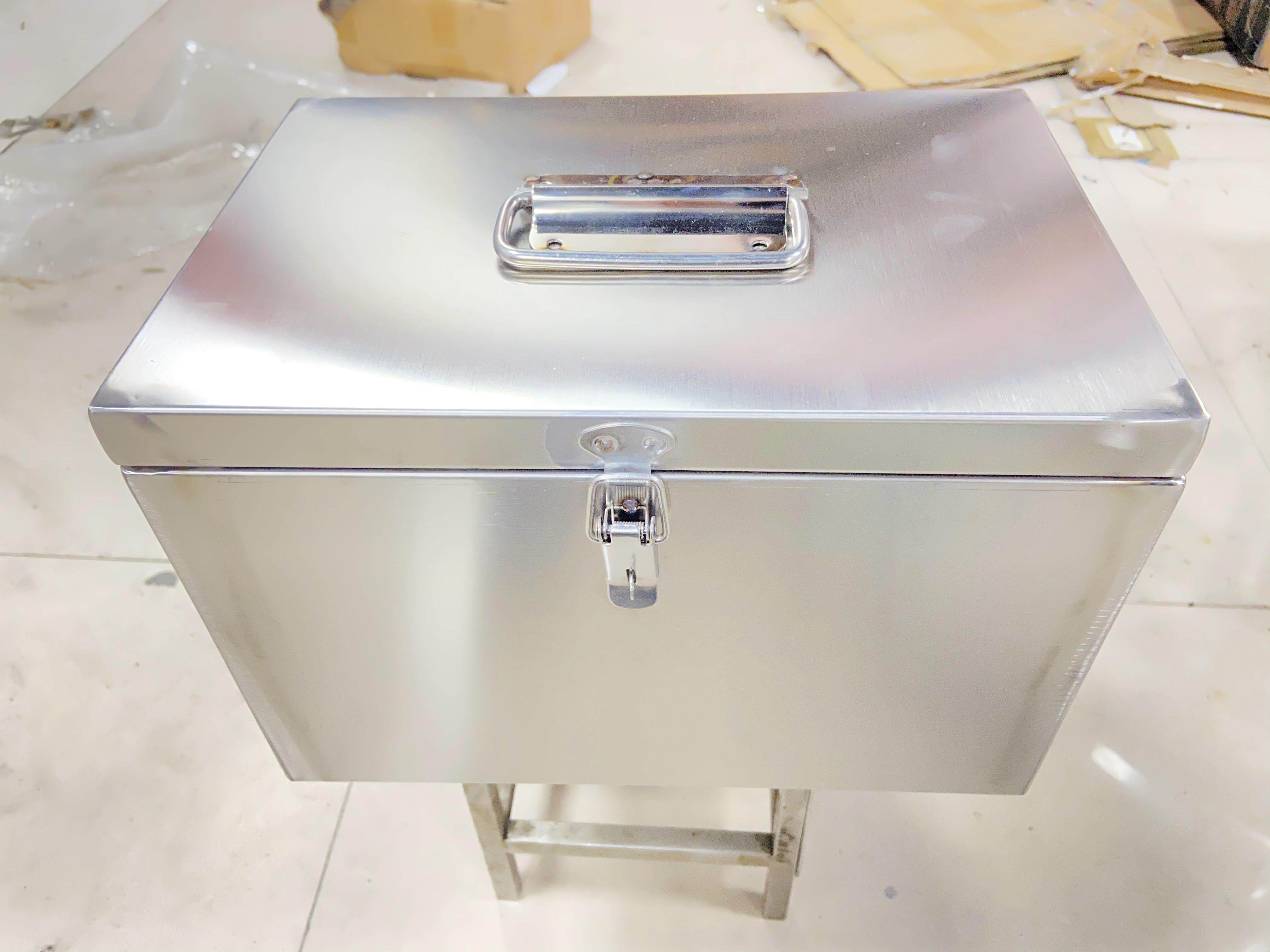 大号不锈钢工具箱家用加厚定做304长方形皮卡货车储物收纳箱定制