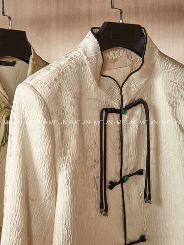 MOON慕空间新中式样板房衣帽间女士衣柜衣服套装软装全屋定制摆件 - 图2