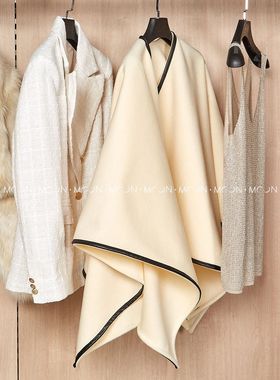 慕空间样板房衣帽间衣柜衣服摆件