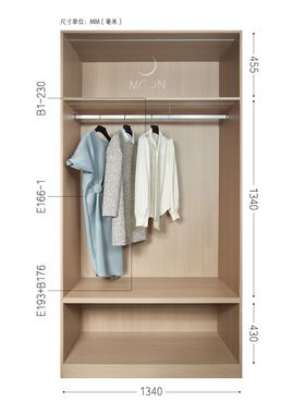 MOON慕空间样板房衣帽间女士衣柜衣服摆件套装软装饰品道具衬衫