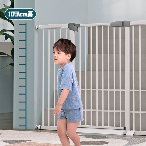 Детское безопасное ограждение с лестницей