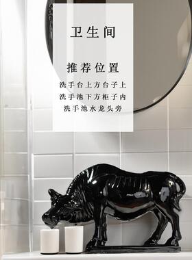 浴室牛饰品正北厨房低头吸水牛陶瓷黄水牛客厅阳台缺角工艺品