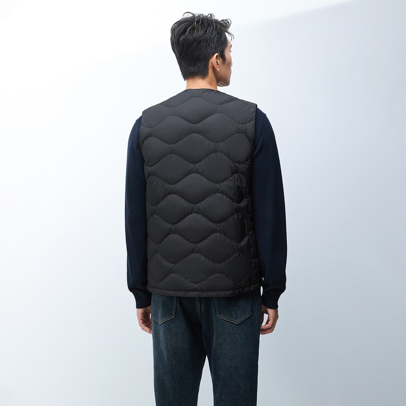 HLA/海澜之家休闲圆领羽绒马甲男鸭绒保暖打底撞色字母柔软外套男,淘宝优惠券,粉丝福利购,淘宝优惠卷