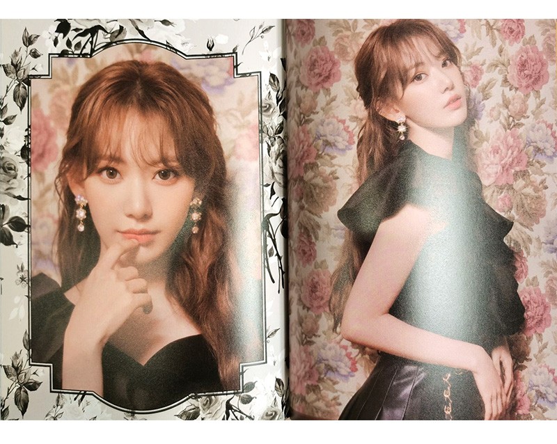 现货 初版宫胁咲良毕业写真集进口日文 Miyawaki Sakura Graduation Visual Booklet HKT48 AKB48 IZ*ONE 宮脇良咲