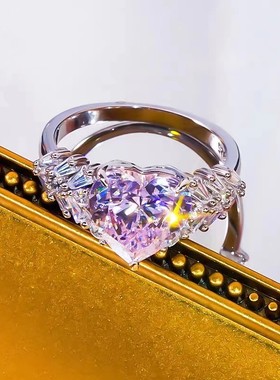 莫桑石冰花切粉钻爱心戒指