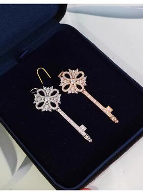 满钻钥匙项链纯银吊坠轻奢毛衣链