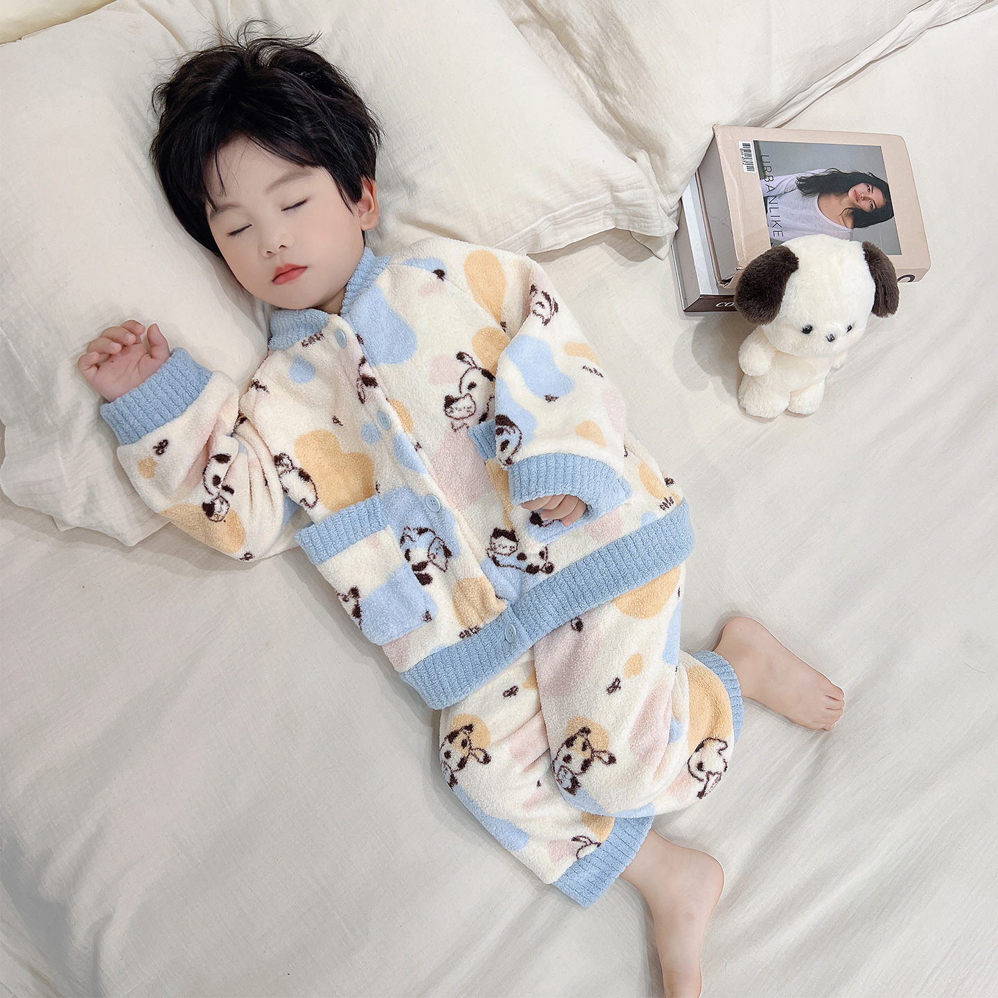 男童睡衣秋冬季雪粒绒加厚珊瑚绒2025新款儿童家居服套装宝宝男孩 - 图0