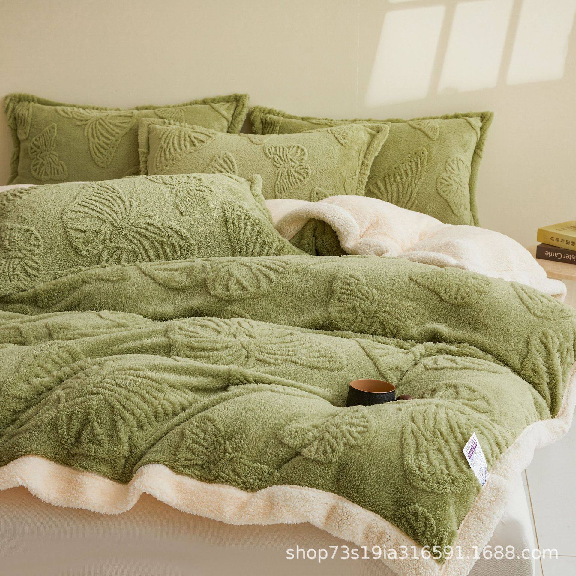 纯色蝴蝶塔芙绒毛毯双层加厚羊羔绒毯子冬季保暖空调毯沙发毯,淘宝优惠券,粉丝福利购,淘宝优惠卷
