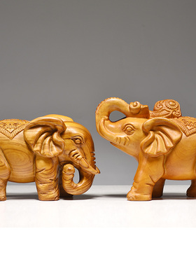 香樟木质大象摆件木雕刻