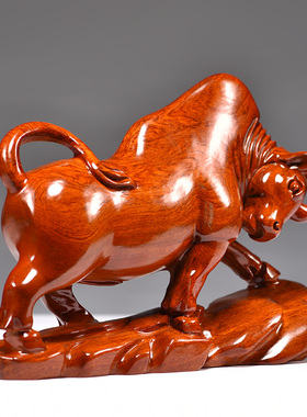 花梨木摆件华尔街牛雕刻家办公