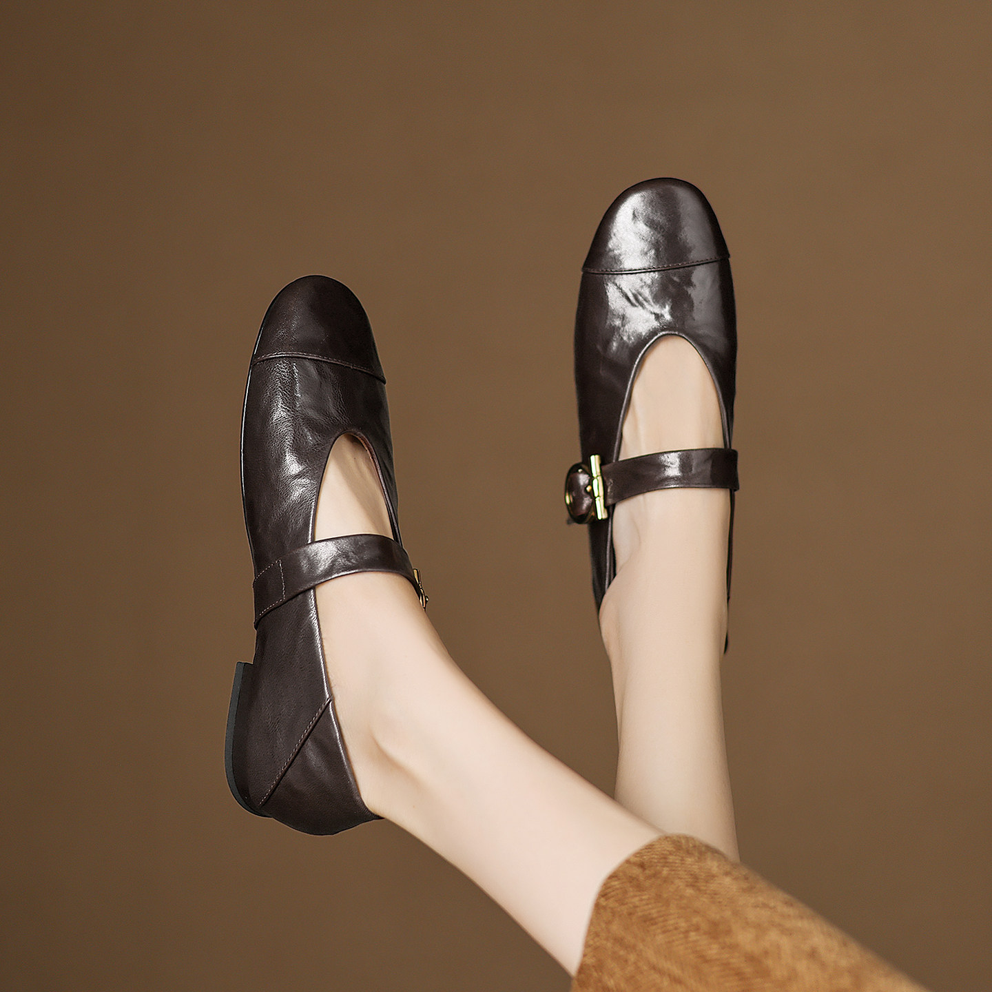 奥卡索女鞋真皮复古柔软舒适懒人气质平底休闲鞋通勤显瘦单鞋子女,淘宝优惠券,粉丝福利购,淘宝优惠卷